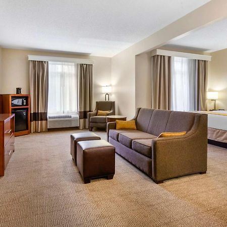 Comfort Suites Boone - University Area Exterior foto